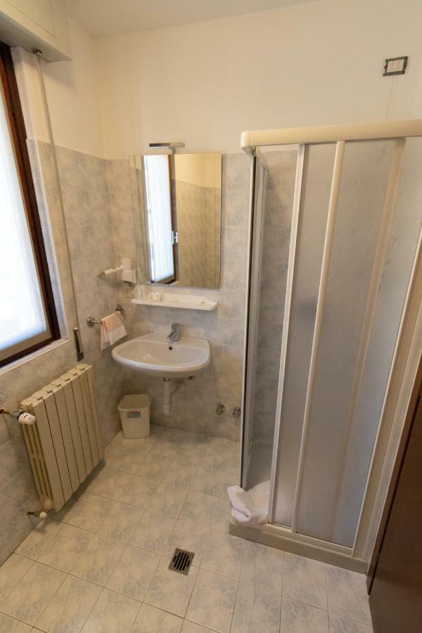 Hotel Del Boschetto Poggiridenti エクステリア 写真