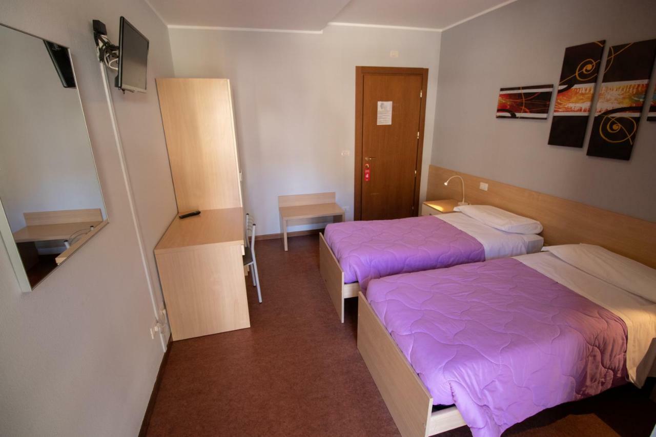 Hotel Del Boschetto Poggiridenti エクステリア 写真